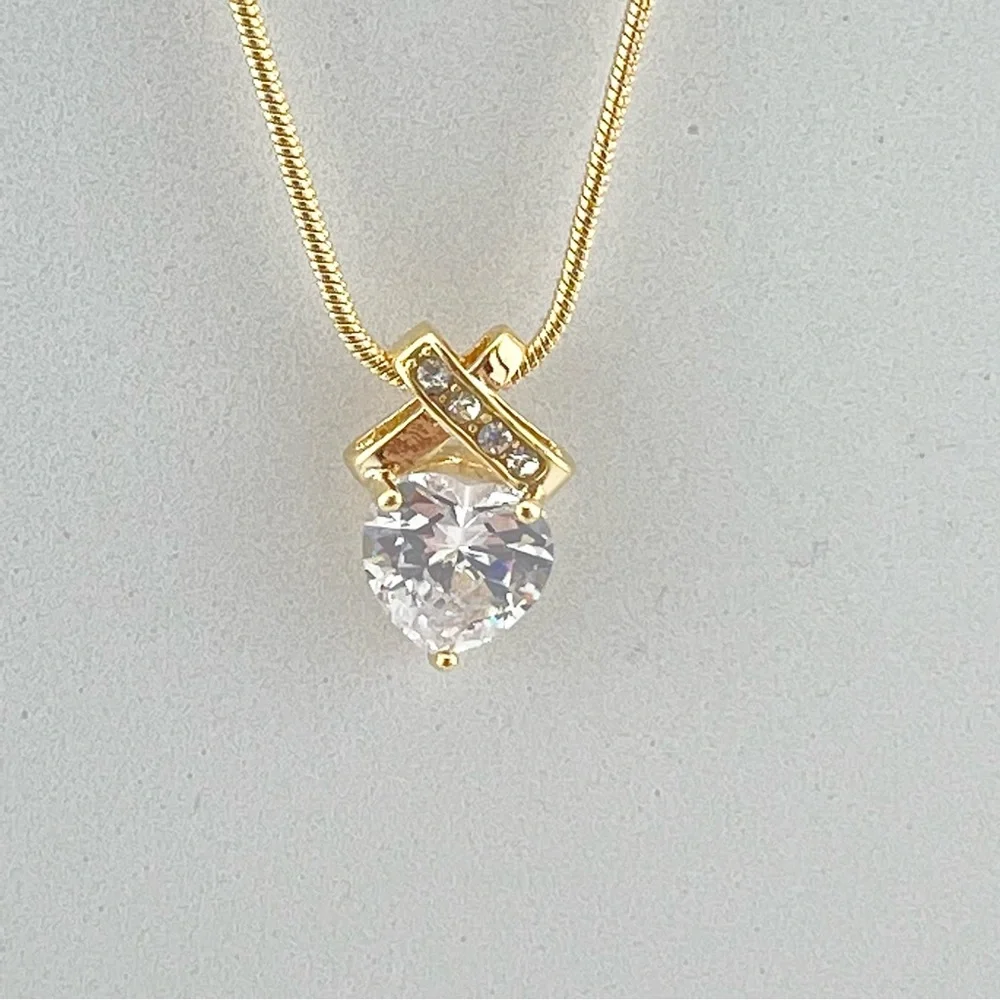 Swarovski Crystal Infinity Heart Gold Necklace - Picture 4 of 9